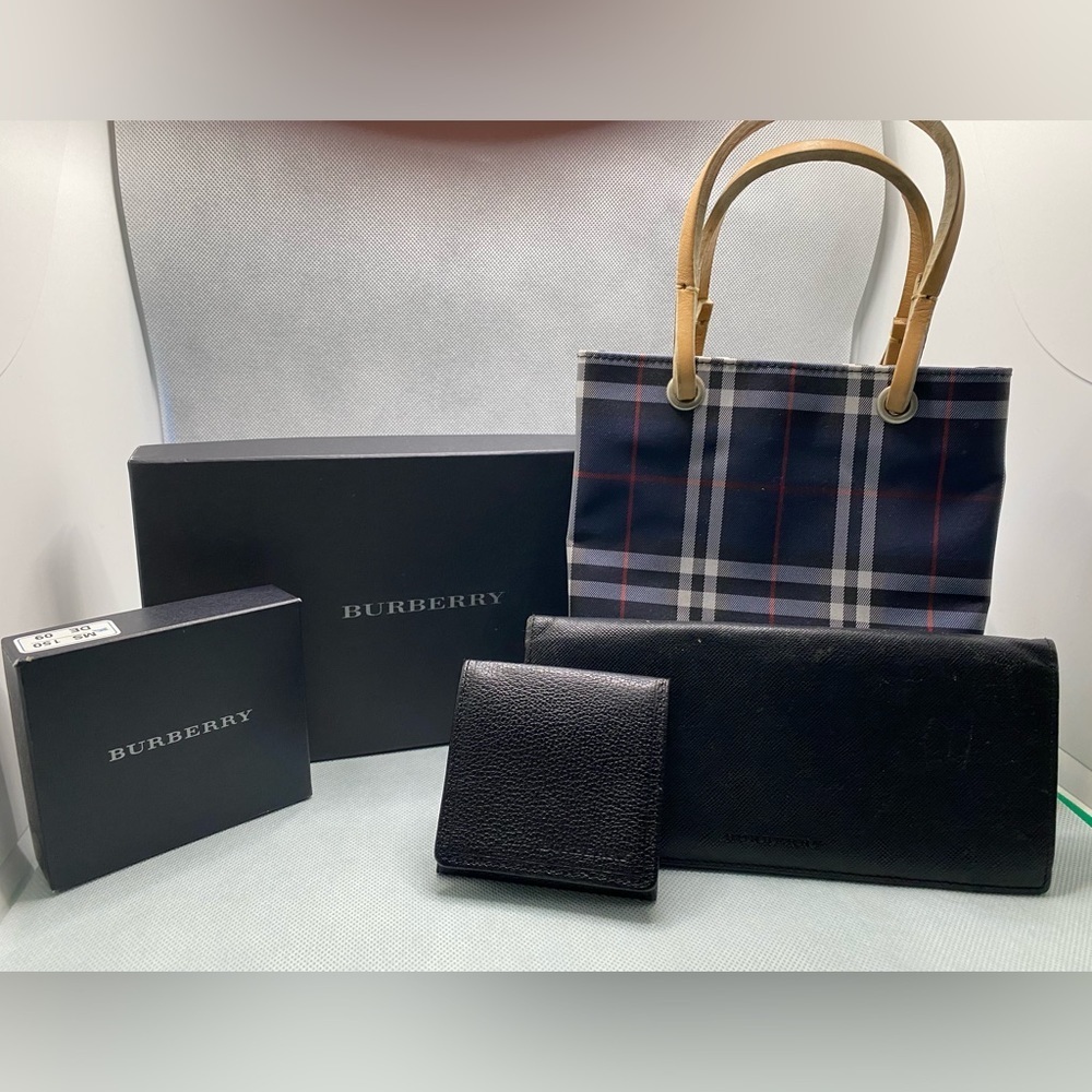 Auth Burberry 3 piece RARE Bag, long wallet& coin pouch. dust bag/box.